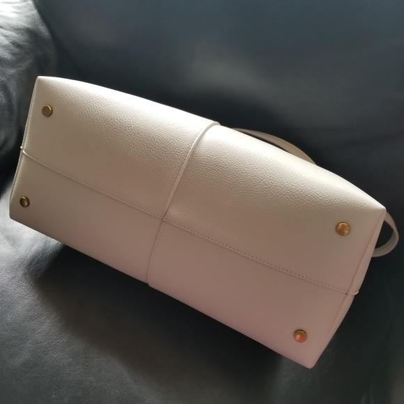 Rachel Zoe Off White Shoulder Bag W Hidden Double Magnetic Closure - Picture 6 of 8